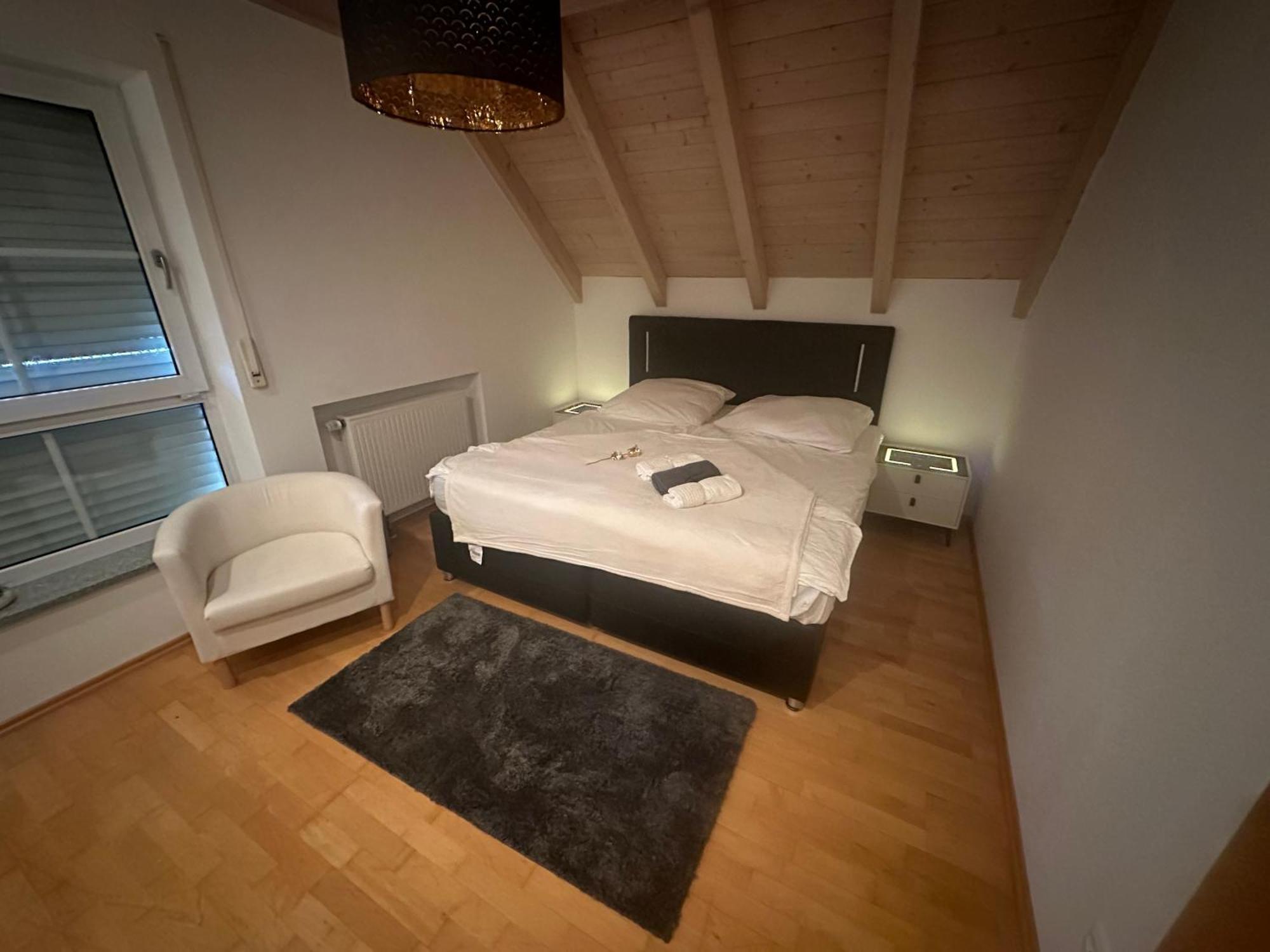 Landhaus Lindenberg Buchloe Exteriör bild